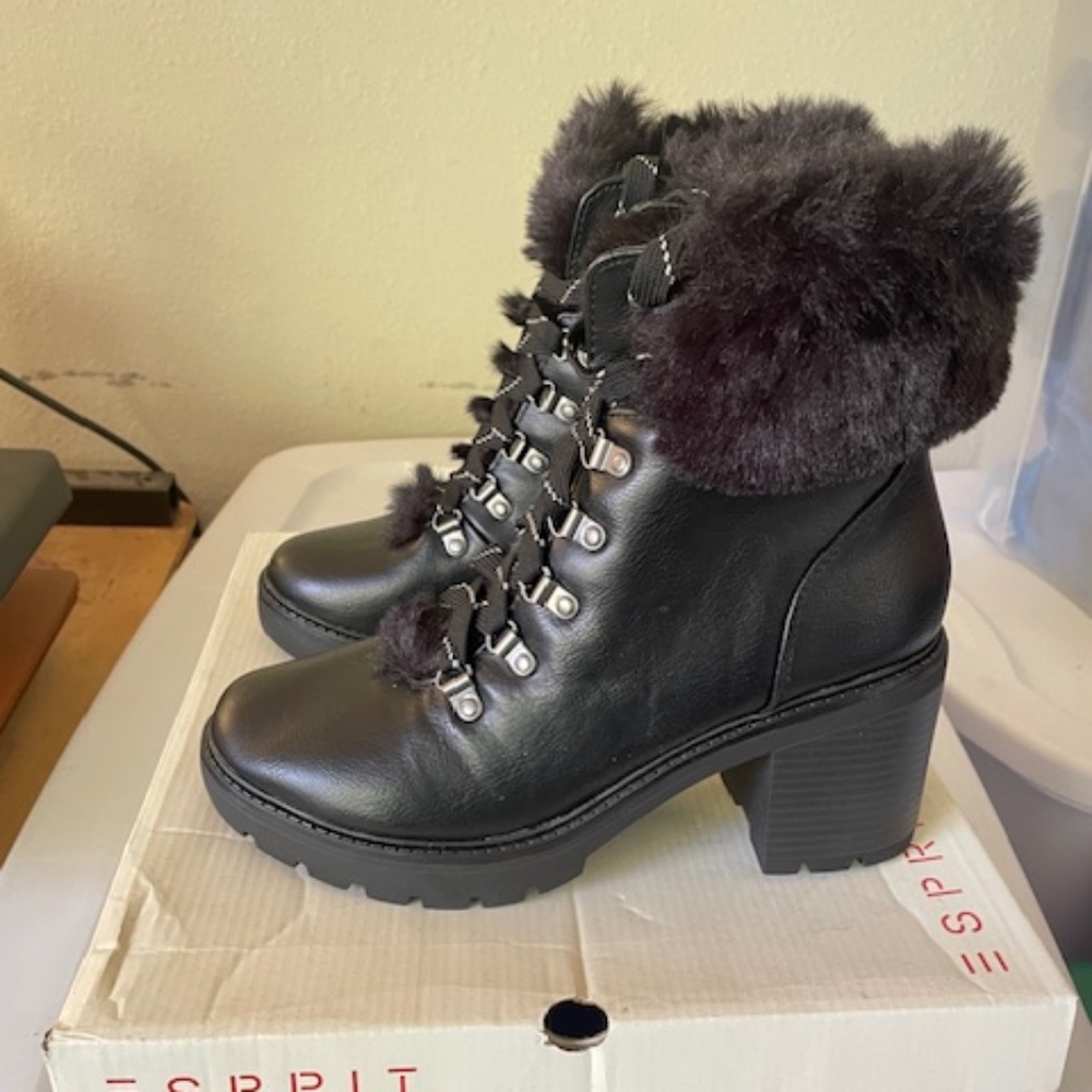 Esprit Ember black lug sole lace up booties with faux fur trim, size 9M